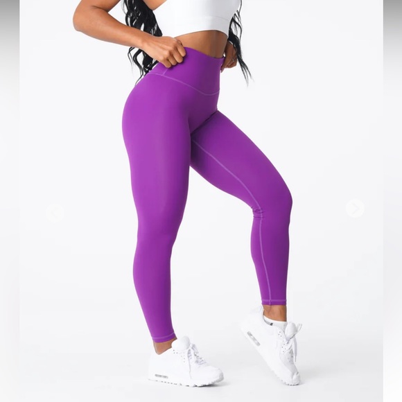 NVGTN Pants - Zinnia Signature 2.0 Leggings Size S